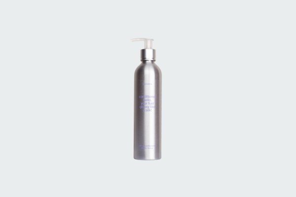 HELLO, YOUR HAIR GLOSSY LIKE A SILK! CONDITIONER