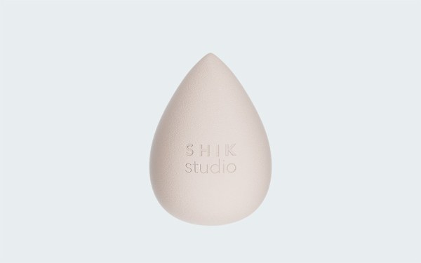 MAKE-UP SPONGE