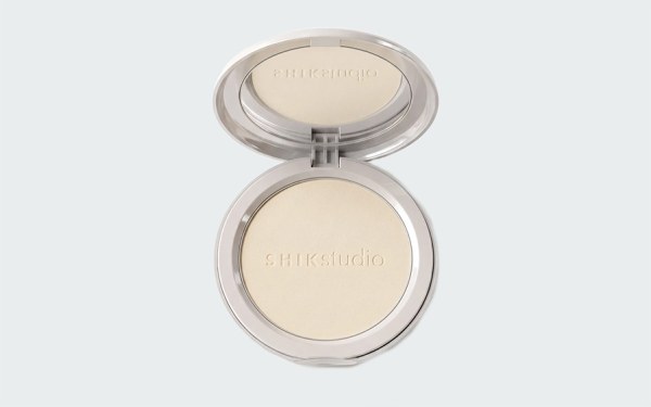 TOUCH UP POWDER