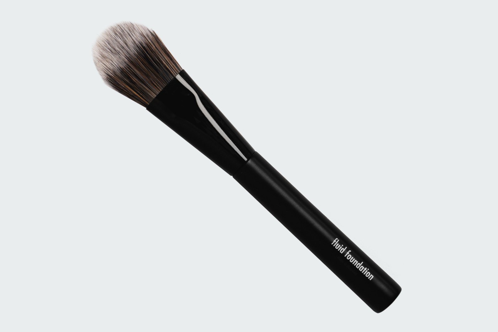 FLUID FOUNDATION BRUSH