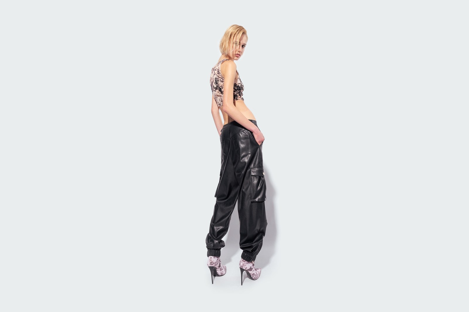 PENSANTE PANTALONE SIMILPELLE