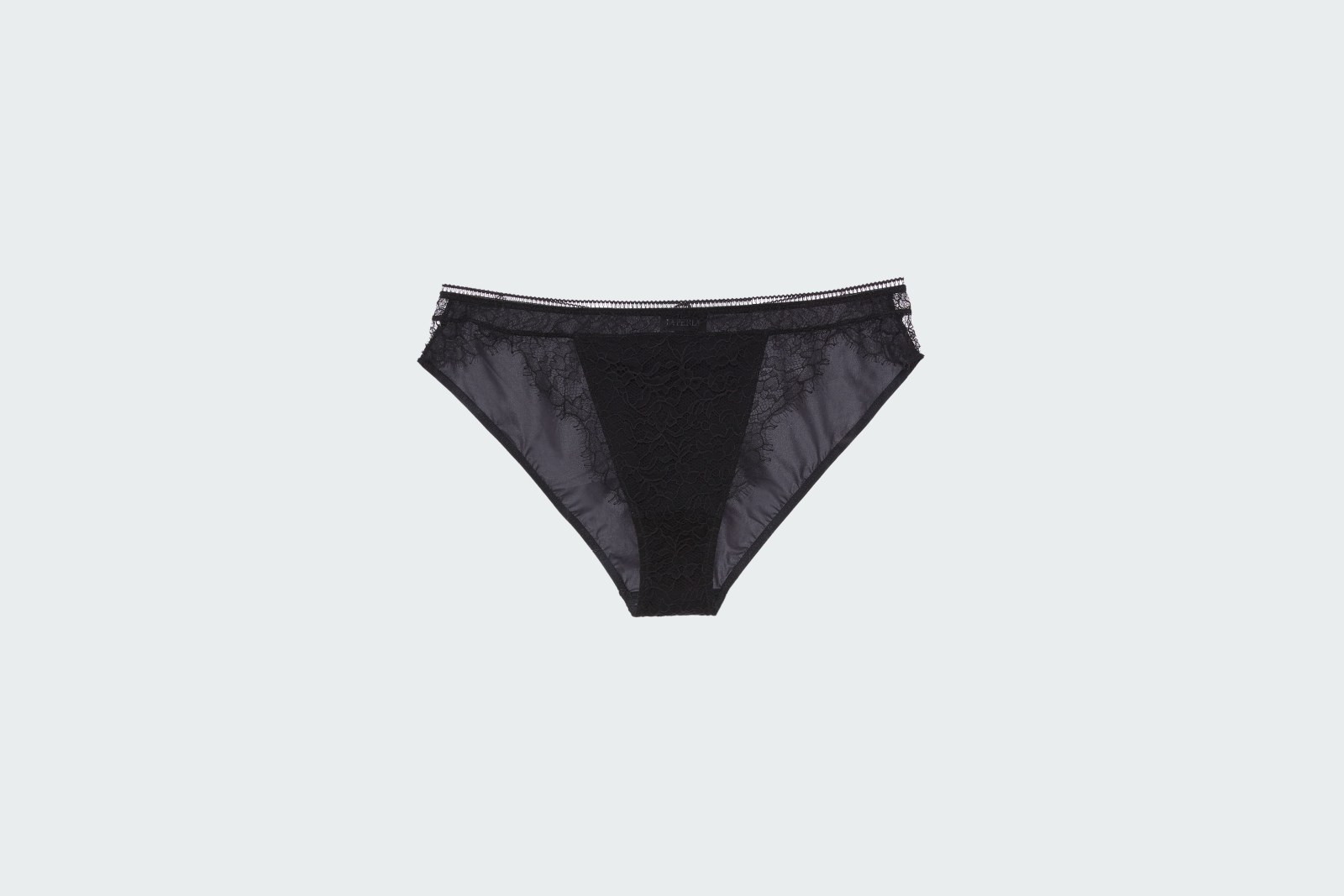BRIEF MEDIUM