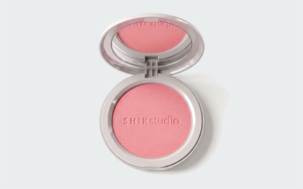 SILK GLOW BLUSH