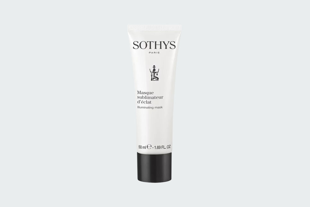 ILLUMINATING MASK