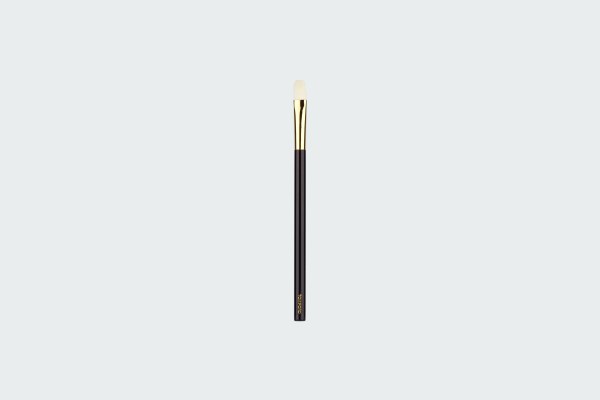 CONCEALER BRUSH 03