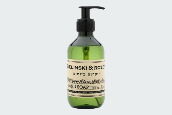 BLACK PEPPER, VETIVER, NEROLI, AMBER