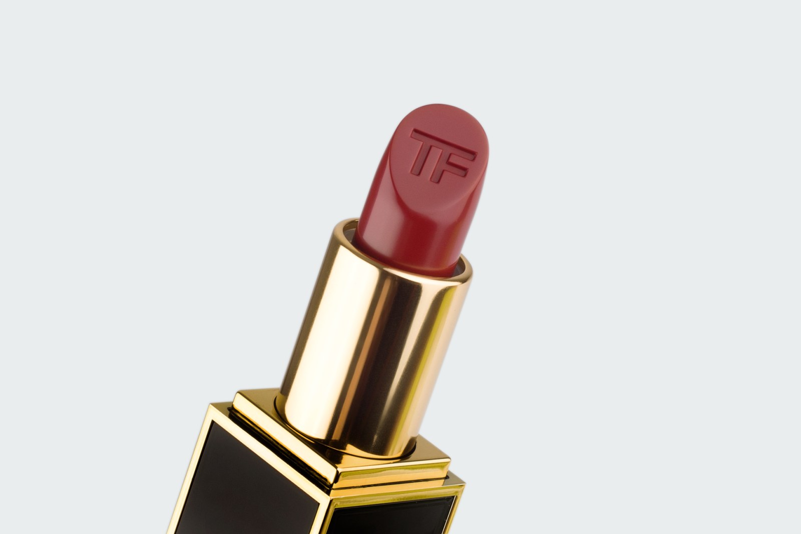 LIP COLOR