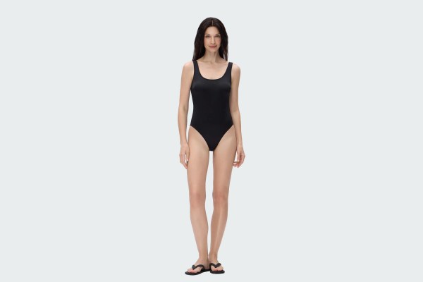ONE-PIECE SWIMSUIT BLACK