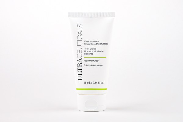 EVER SKINTONE SMOOTHING MOISTURISER