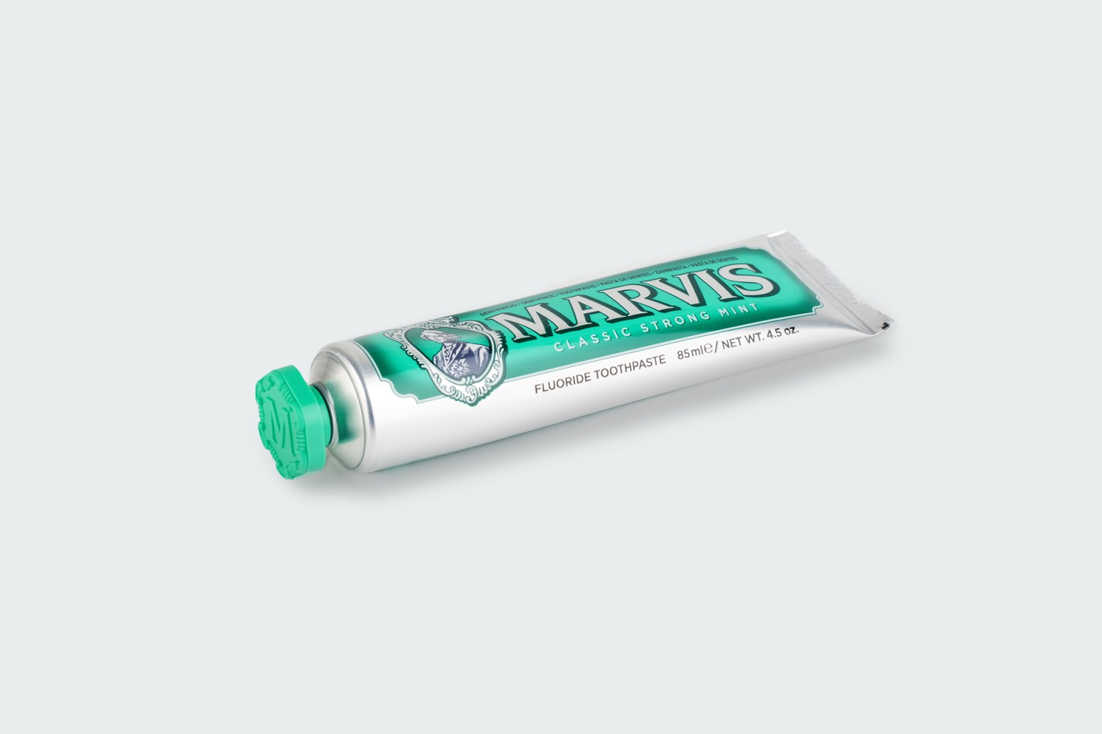 CLASSIC STRONG MINT