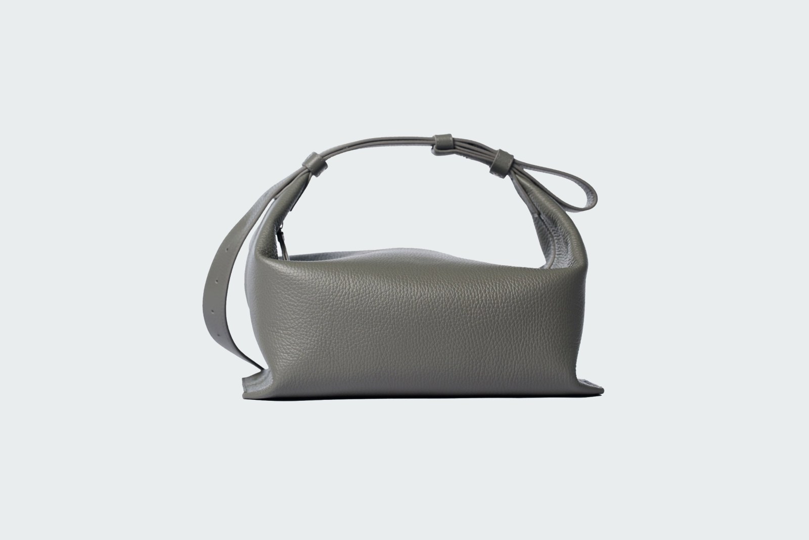 BOBBI MEDIUM ASH