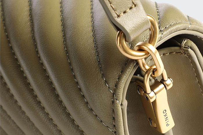 LOVE BELL CLASSIC CHEVRON