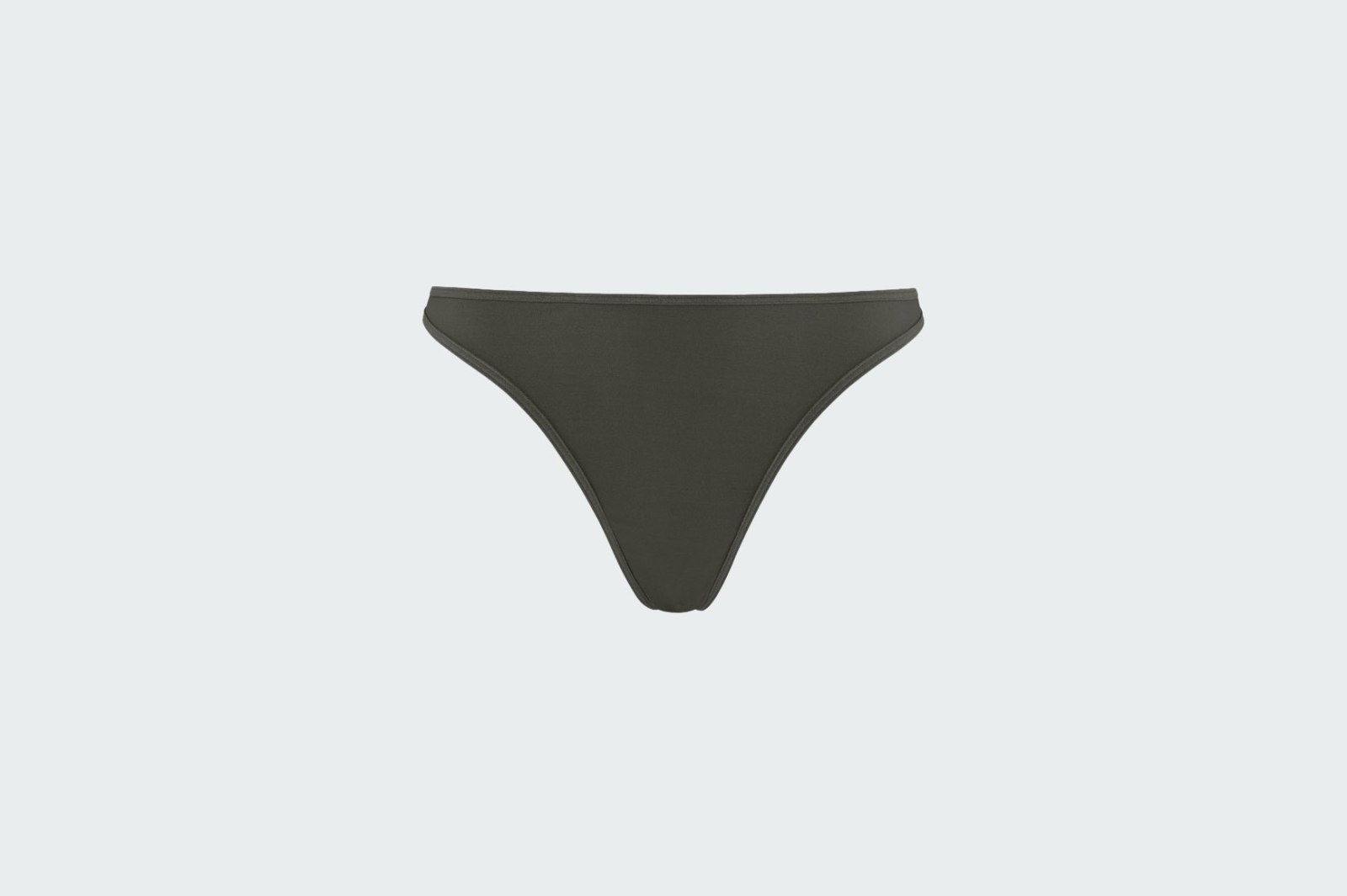 FEMME FATALE THONG