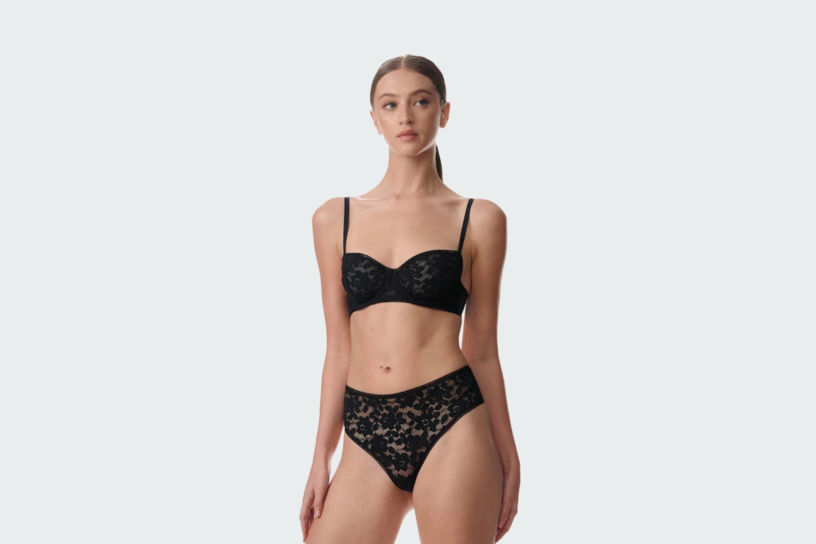 BOLD LACE