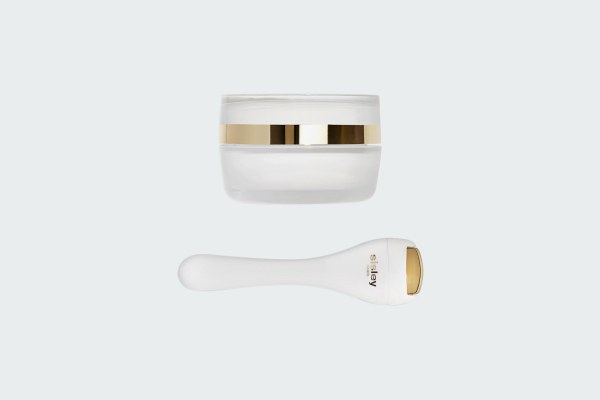 L’INTEGRAL ANTI-AGE EYE AND LIP CONTOUR CREAM