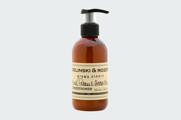BLACK PEPPER, VETIVER, NEROLI, AMBER