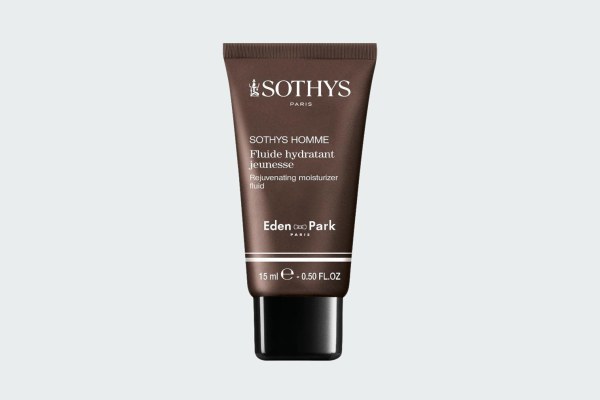 REJUVENATING MOISTURIZER FLUID