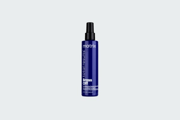 BRASS OFF LEAVE-IN SPRAY