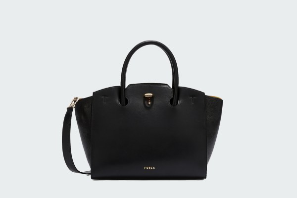 GENESI M TOTE