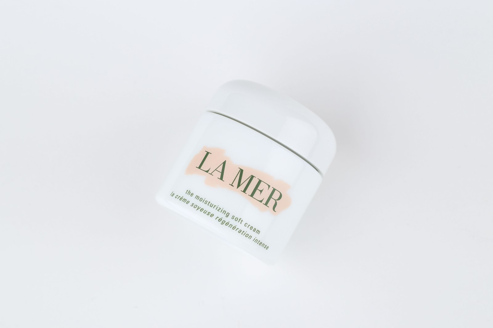 THE MOISTURIZING SOFT CREAM