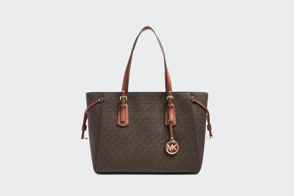 VOYAGER MEDIUM LOGO TOTE BAG