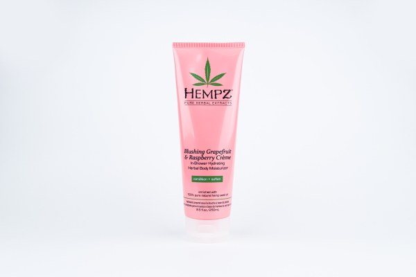 BLUSHING GRAPEFRUIT & RASPBERRY MOISTURIZER