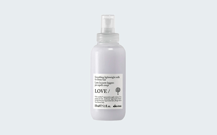LIGHTWEIGHT MILK FOR FRIZZY HAIR