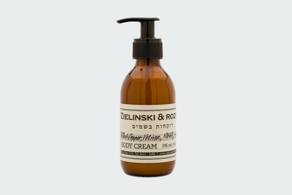 BLACK PEPPER, VETIVER, NEROLI, AMBER