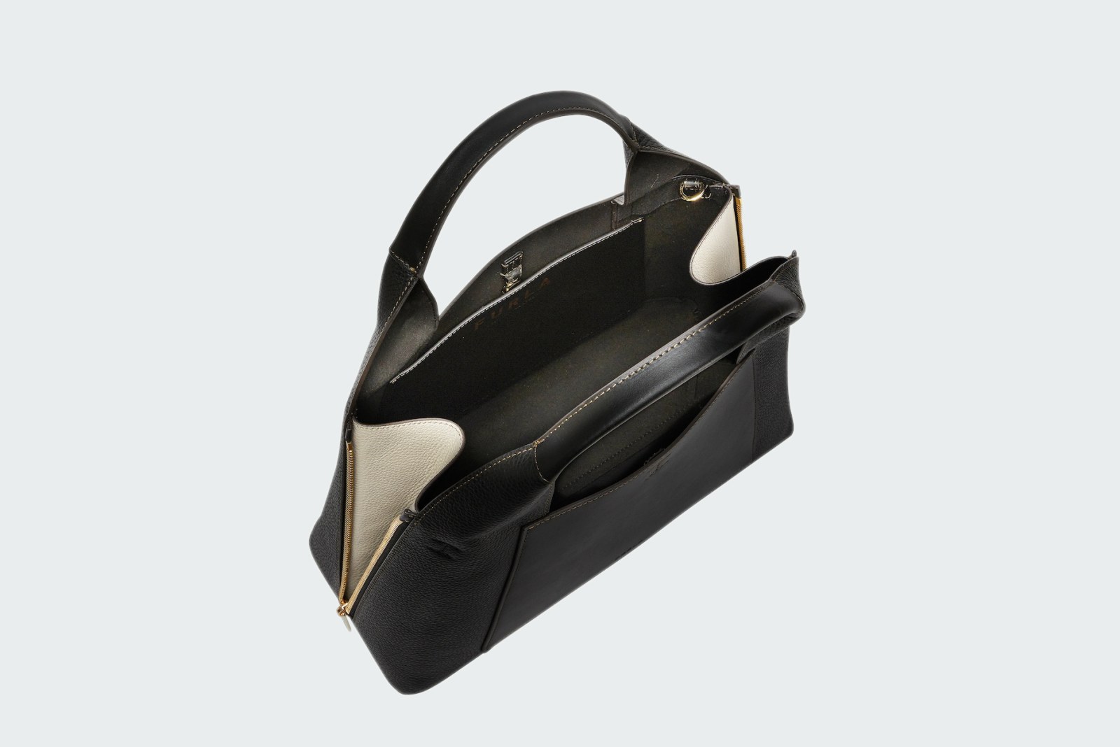 GILDA L TOTE