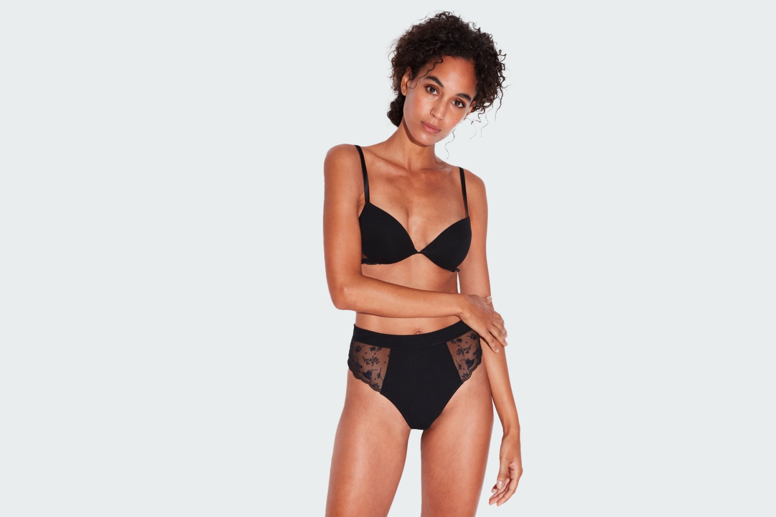 BRA PUSH-UP