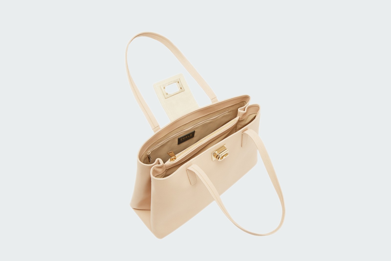 1927 L TOTE
