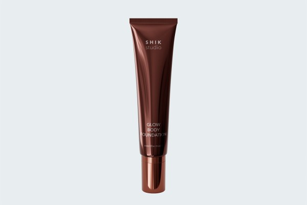 GLOW BODY FOUNDATION