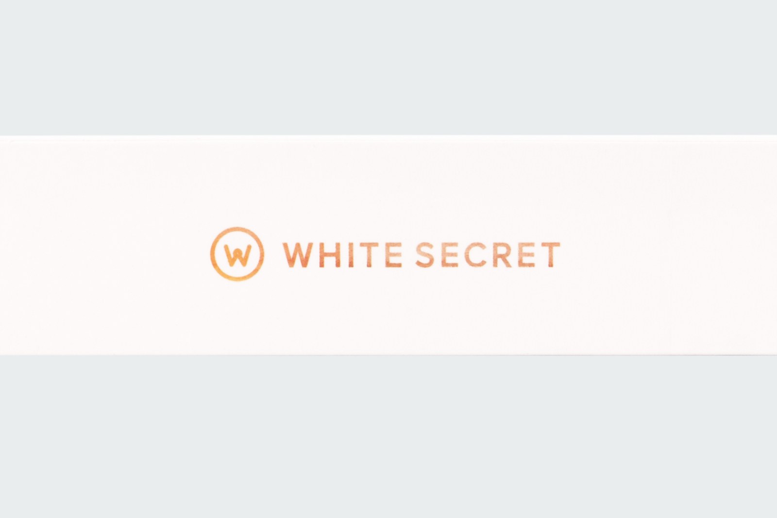 WHITE SECRET SENSITIVE