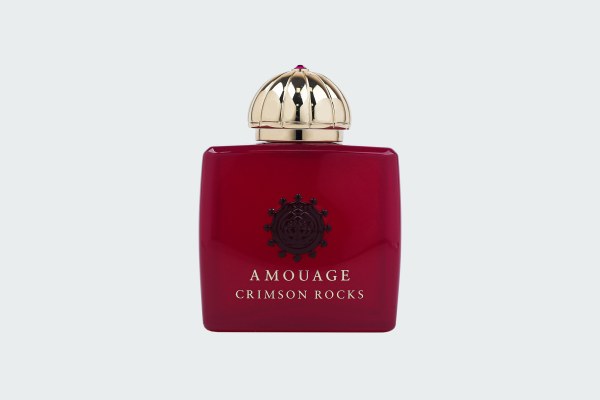 CRIMSON ROCKS WOMAN
