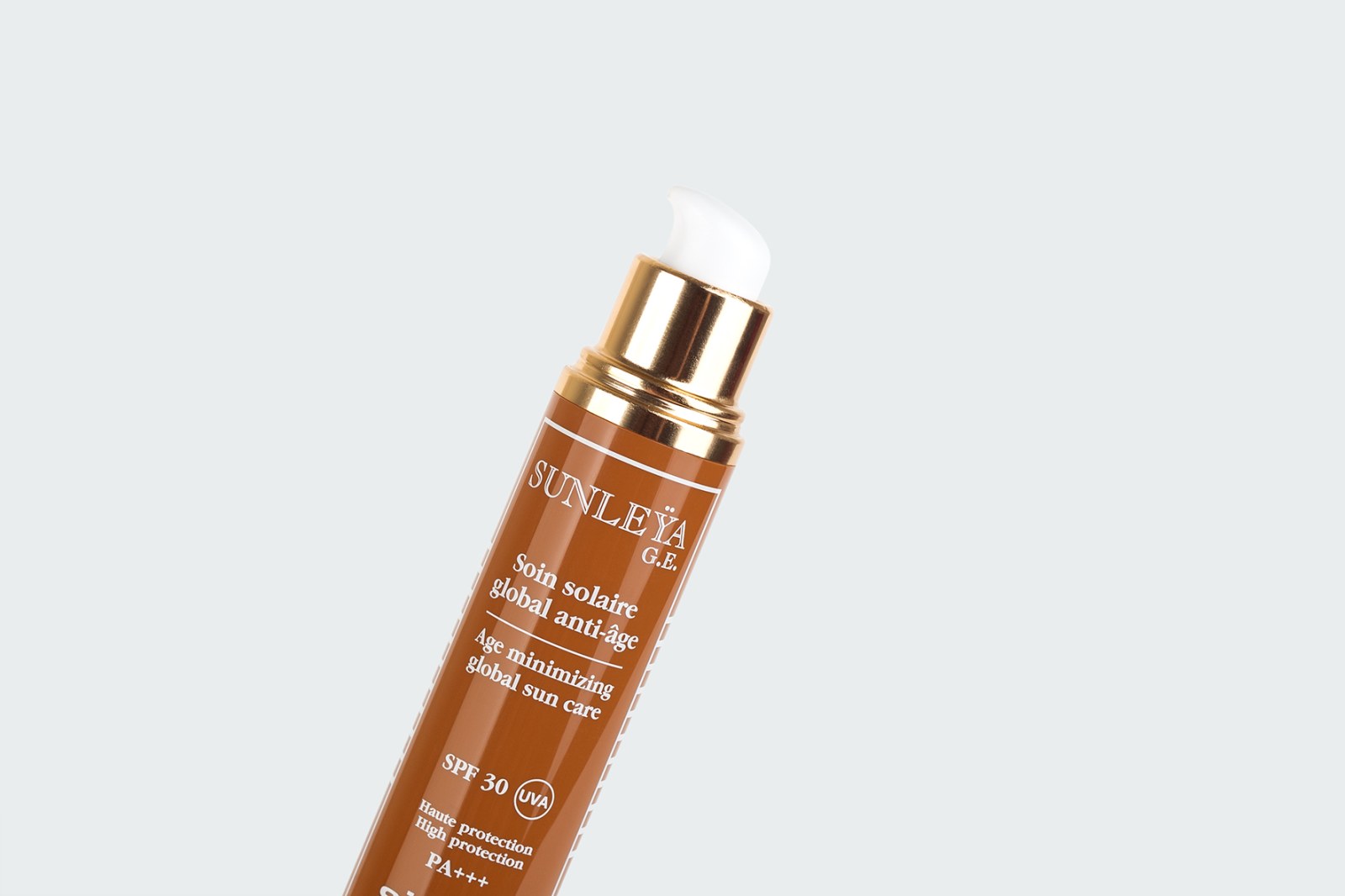 SUNLEŸA G.E. SOIN SOLAIRE GLOBALANTI-ÂGE SPF30