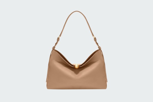 SFERA SOFT M SHOULDER BAG