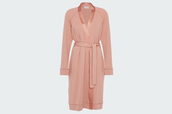 DRESSING CORTA