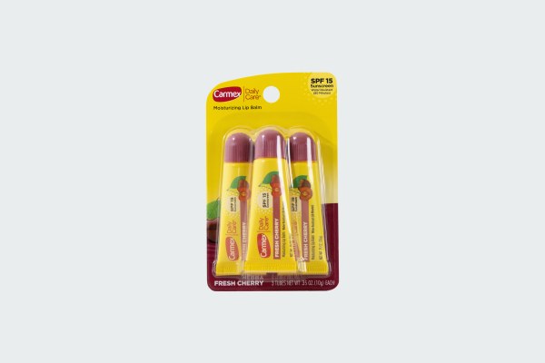 MOISTURIZING LIP BALM