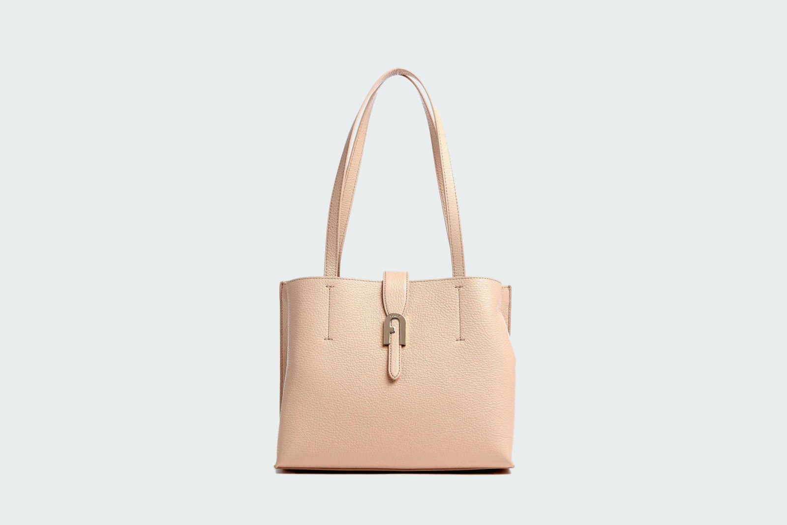 SOFIA M TOTE