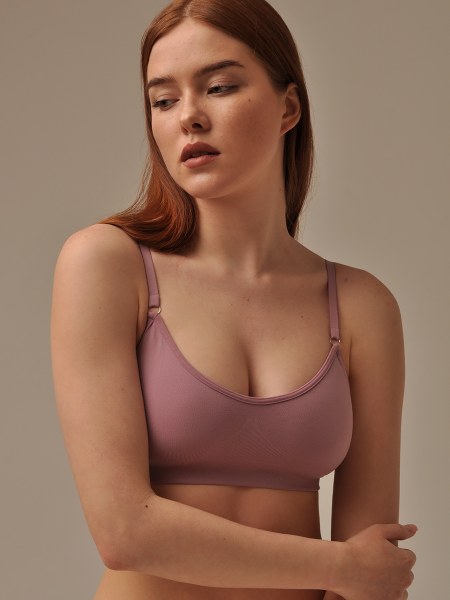 TOP WITH CUP