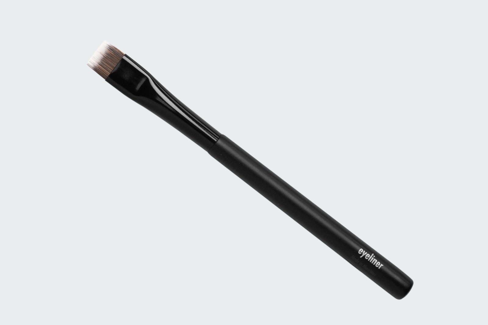 EYELINER BRUSH