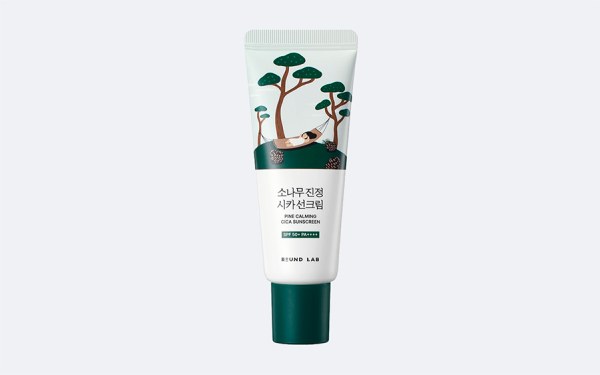 PINE CALMING CICA SUNSCREEN