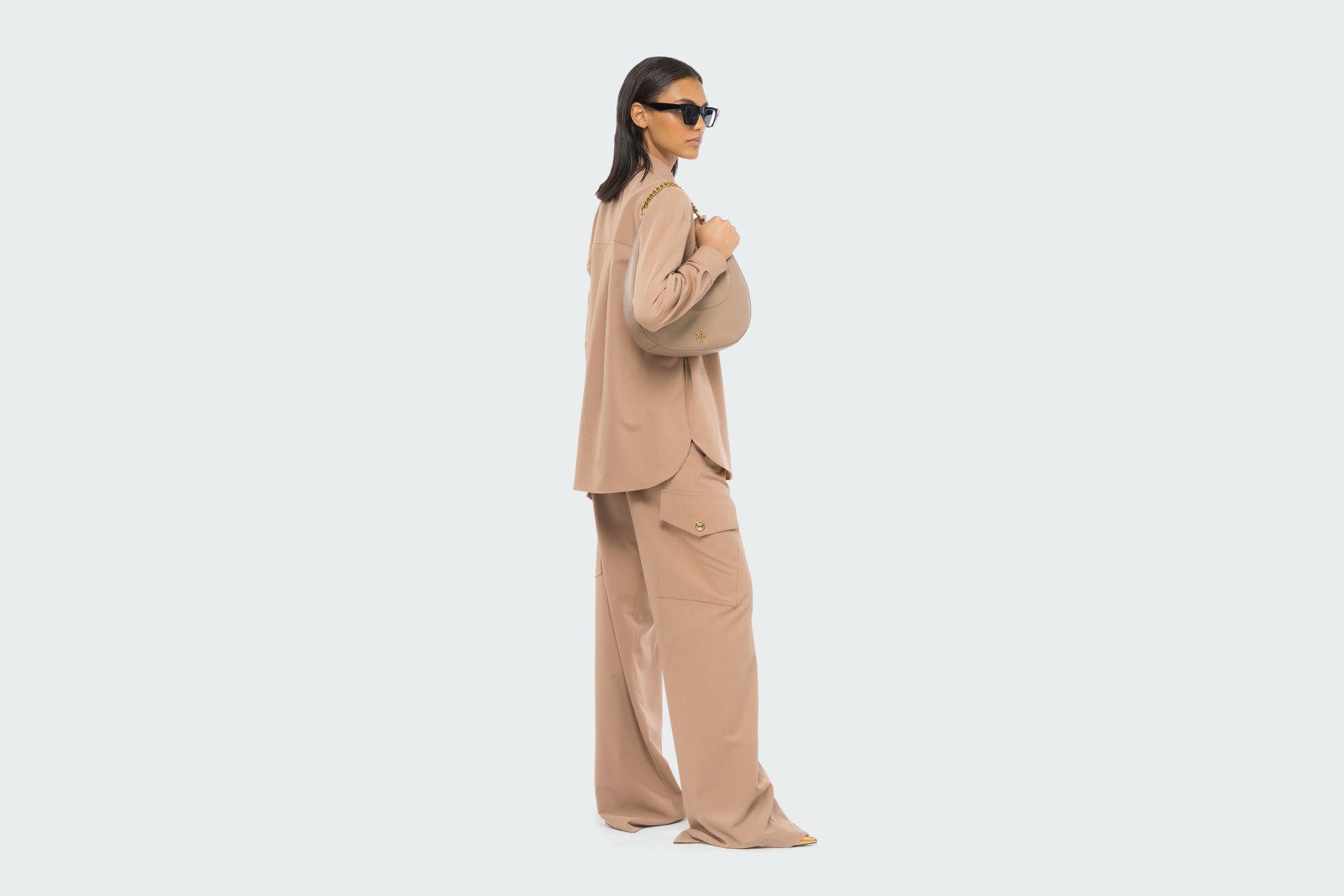 FLOWING SHIRT WITH SMALL POCKETS