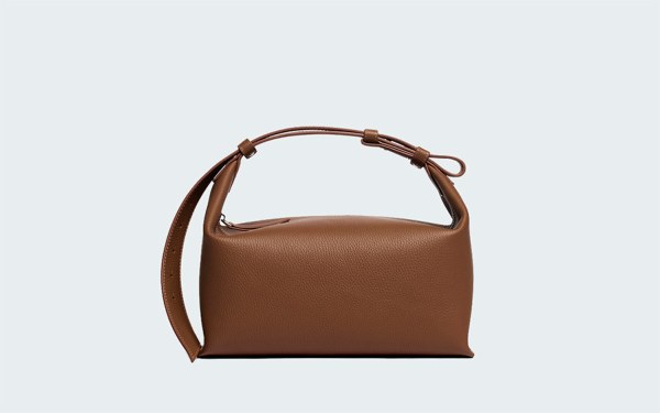BOBBI medium