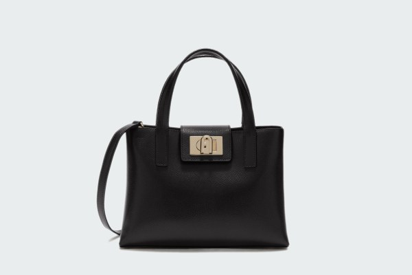 1927 M TOTE