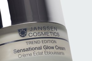 SENSATIONAL GLOW CREAM