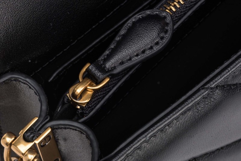 CLASSIC LOVE BAG CLICK BIG CHEVRON