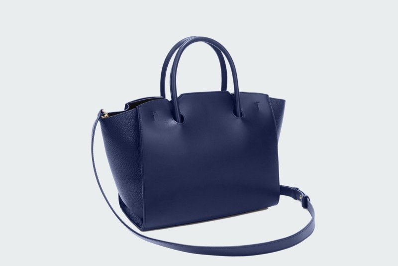 GENESI L TOTE