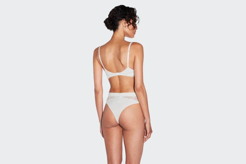 BRA PUSH-UP