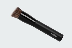 FOUNDATION BRUSH